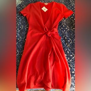 Red wrap dress - perfect for any occasion. Size xxs women - fits like an xs.